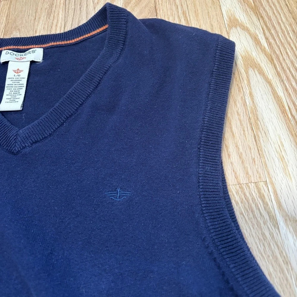 Dockers |  100% Cotton V-Neck Sweater Vest - Picture 4 of 6